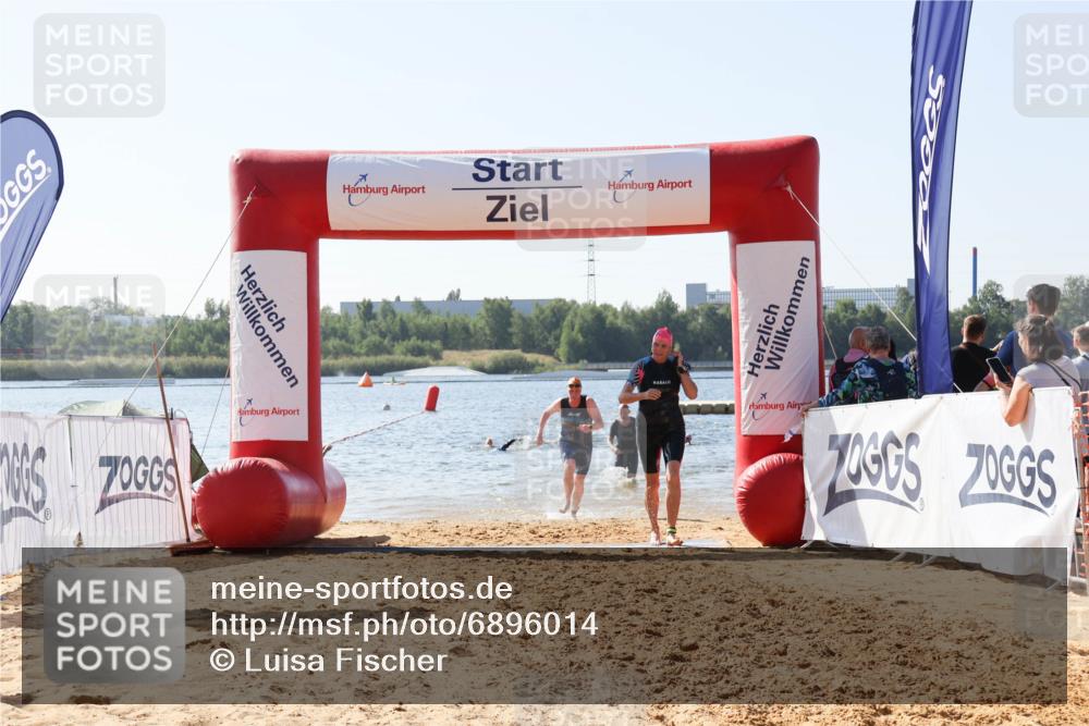 01.09.2024 - 17. Tribühne Triathlon Luisa Fischer http://msf.ph/oto/6896014 01.09.2024 11:19:42 Schwimmen 491, 500, 539 meine-sportfotos.de