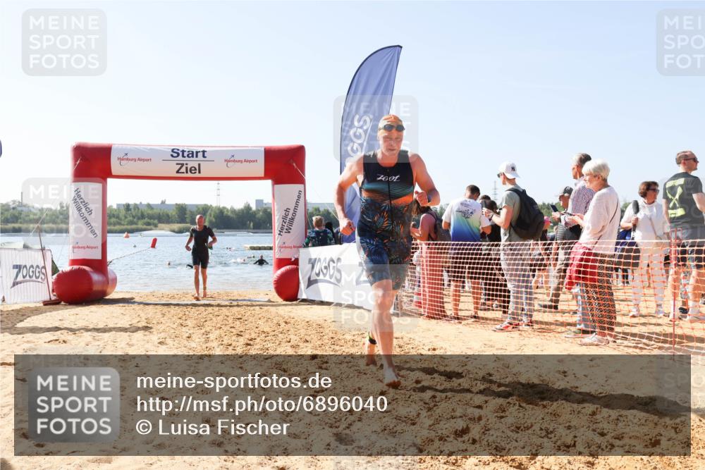 01.09.2024 - 17. Tribühne Triathlon Luisa Fischer http://msf.ph/oto/6896040 01.09.2024 11:19:48 Schwimmen 491, 500, 539 meine-sportfotos.de