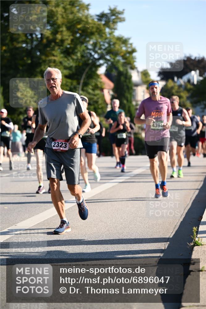 01.09.2024 - BARMER Alsterlauf Dr. Thomas Lammeyer http://msf.ph/oto/6896047 01.09.2024 09:33:57 Laufen 2323, 4394 meine-sportfotos.de