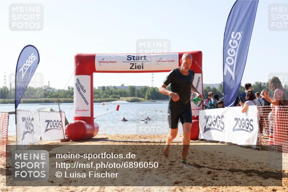 01.09.2024 - 17. Tribühne Triathlon Luisa Fischer http://msf.ph/oto/6896050 01.09.2024 11:19:52 Schwimmen 491, 500 meine-sportfotos.de