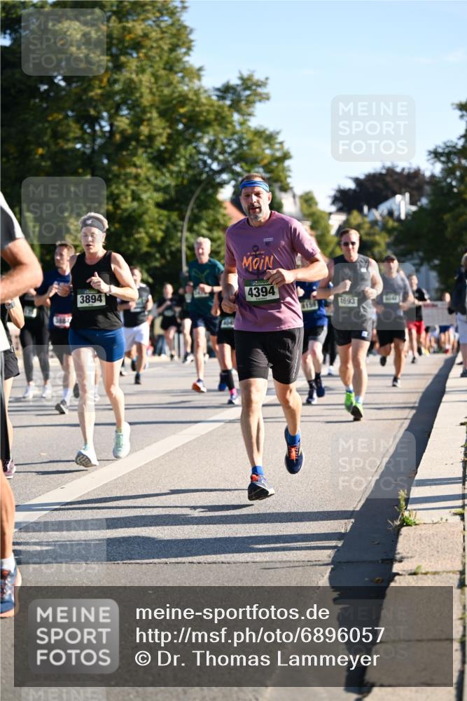 01.09.2024 - BARMER Alsterlauf Dr. Thomas Lammeyer http://msf.ph/oto/6896057 01.09.2024 09:33:58 Laufen 3894, 4394, 8159, 4693 meine-sportfotos.de