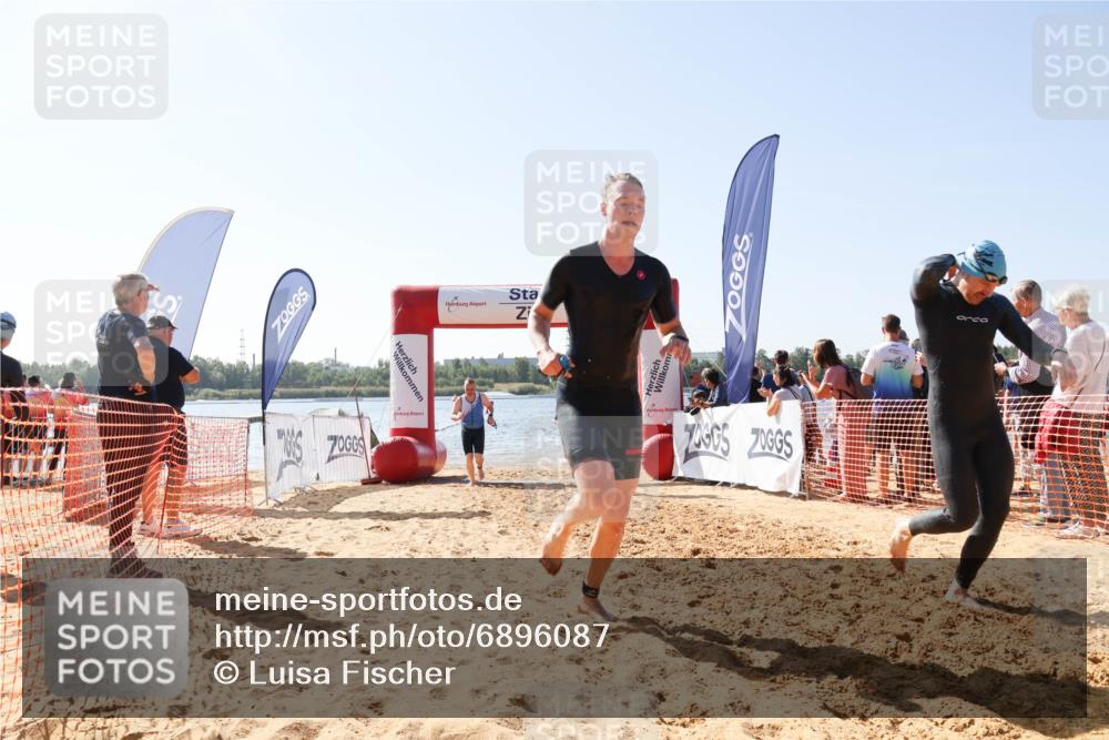 01.09.2024 - 17. Tribühne Triathlon Luisa Fischer http://msf.ph/oto/6896087 01.09.2024 11:20:05 Schwimmen 490, 519, 555, 559, 561 meine-sportfotos.de