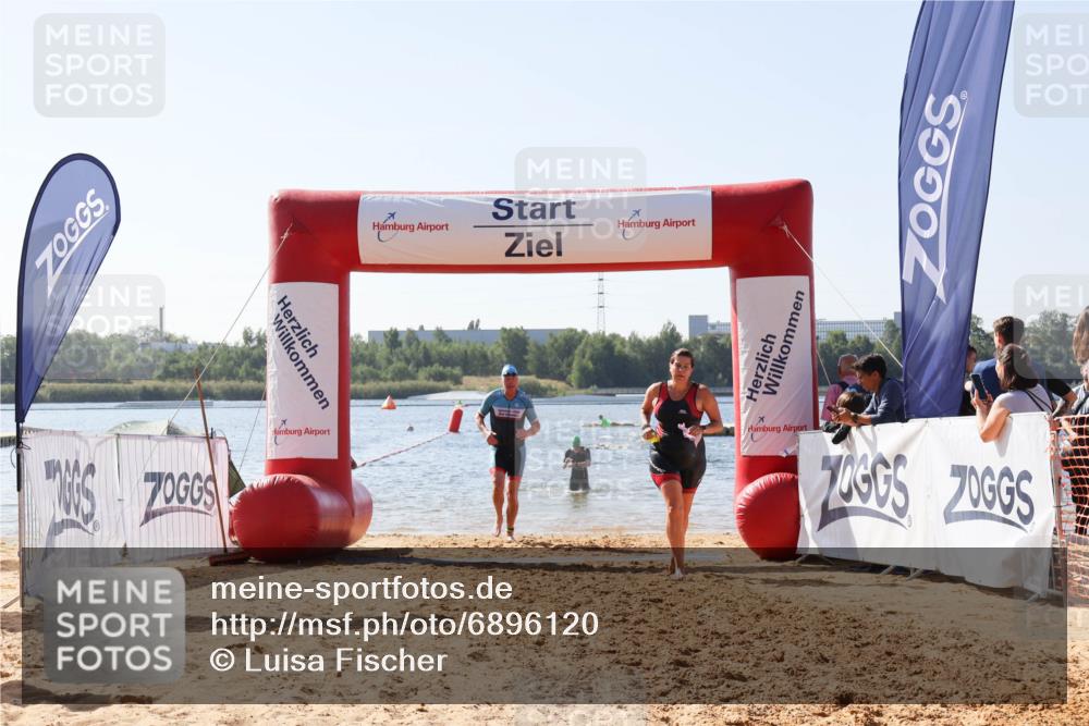 01.09.2024 - 17. Tribühne Triathlon Luisa Fischer http://msf.ph/oto/6896120 01.09.2024 11:20:19 Schwimmen 477, 499, 556 meine-sportfotos.de
