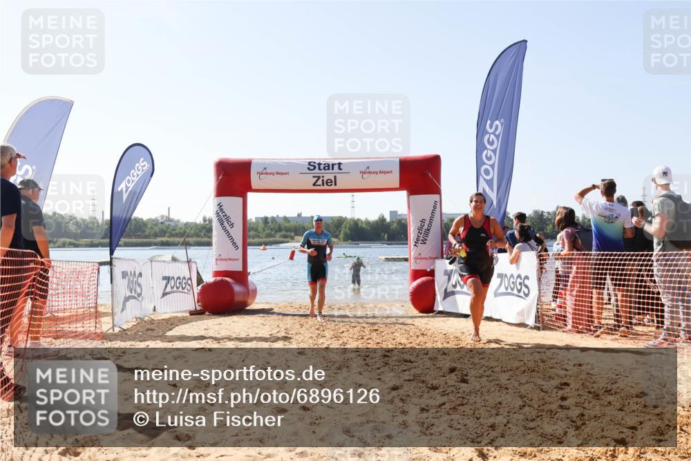 01.09.2024 - 17. Tribühne Triathlon Luisa Fischer http://msf.ph/oto/6896126 01.09.2024 11:20:21 Schwimmen 477, 499, 556 meine-sportfotos.de