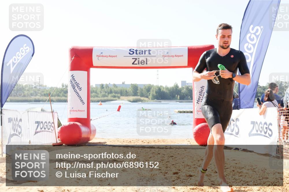 01.09.2024 - 17. Tribühne Triathlon Luisa Fischer http://msf.ph/oto/6896152 01.09.2024 11:20:31 Schwimmen 499 meine-sportfotos.de