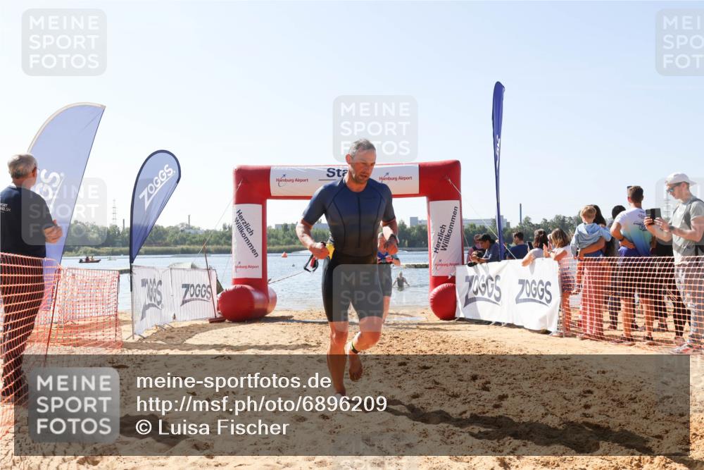 01.09.2024 - 17. Tribühne Triathlon Luisa Fischer http://msf.ph/oto/6896209 01.09.2024 11:21:04 Schwimmen 479, 487, 560 meine-sportfotos.de