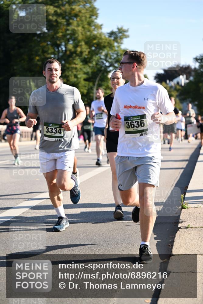 01.09.2024 - BARMER Alsterlauf Dr. Thomas Lammeyer http://msf.ph/oto/6896216 01.09.2024 09:34:16 Laufen 3334, 3334, 1043, 3636, 3636 meine-sportfotos.de