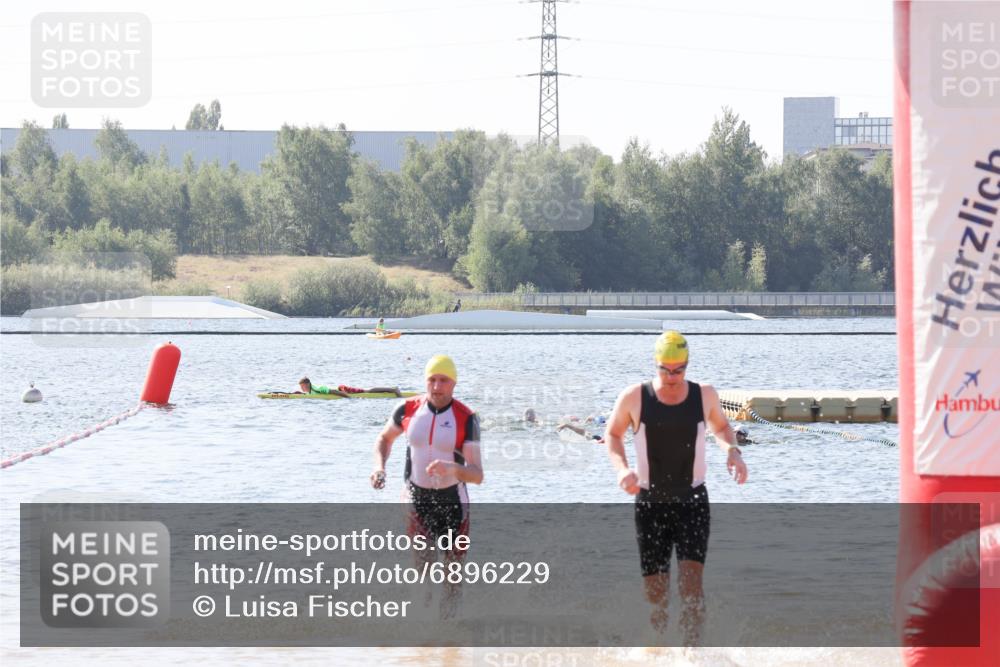 01.09.2024 - 17. Tribühne Triathlon Luisa Fischer http://msf.ph/oto/6896229 01.09.2024 11:21:12 Schwimmen 487, 531, 532, 560 meine-sportfotos.de