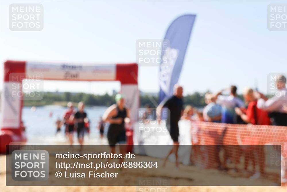 01.09.2024 - 17. Tribühne Triathlon Luisa Fischer http://msf.ph/oto/6896304 01.09.2024 11:22:06 Schwimmen 448, 471, 482, 492, 494, 501, 523, 530, 537, 547, 562, 563 meine-sportfotos.de