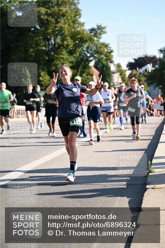 01.09.2024 - BARMER Alsterlauf Dr. Thomas Lammeyer http://msf.ph/oto/6896324 01.09.2024 09:34:26 Laufen 817, 4726, 2552, 10, 0 meine-sportfotos.de