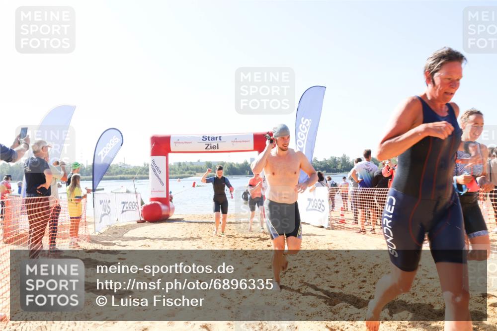 01.09.2024 - 17. Tribühne Triathlon Luisa Fischer http://msf.ph/oto/6896335 01.09.2024 11:22:16 Schwimmen 448, 471, 494, 501, 530, 562, 563 meine-sportfotos.de