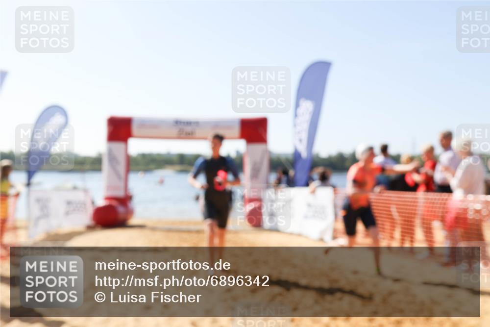 01.09.2024 - 17. Tribühne Triathlon Luisa Fischer http://msf.ph/oto/6896342 01.09.2024 11:22:17 Schwimmen 448, 471, 494, 501, 530, 549, 562 meine-sportfotos.de