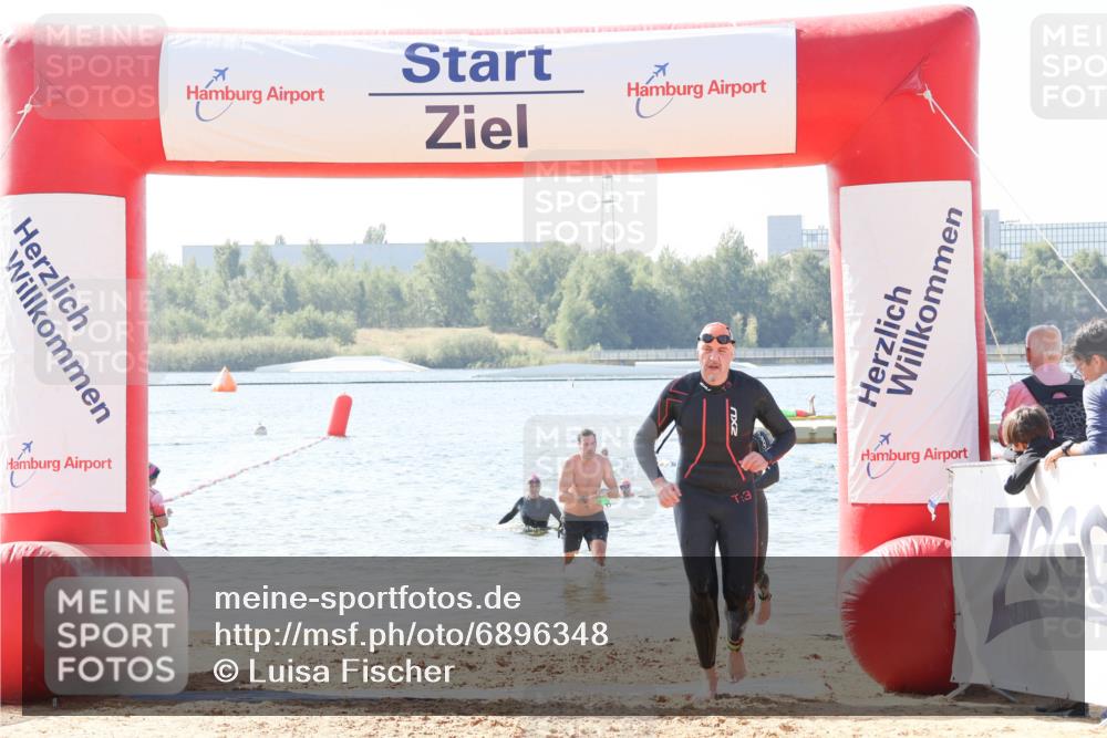 01.09.2024 - 17. Tribühne Triathlon Luisa Fischer http://msf.ph/oto/6896348 01.09.2024 11:22:26 Schwimmen 506, 512, 549 meine-sportfotos.de