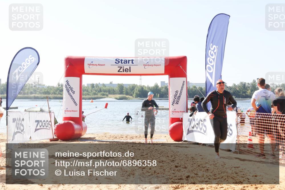 01.09.2024 - 17. Tribühne Triathlon Luisa Fischer http://msf.ph/oto/6896358 01.09.2024 11:22:28 Schwimmen 506, 512, 549 meine-sportfotos.de