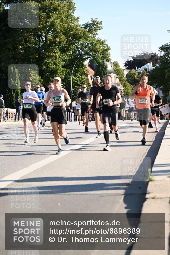 01.09.2024 - BARMER Alsterlauf Dr. Thomas Lammeyer http://msf.ph/oto/6896389 01.09.2024 09:34:34 Laufen 4495, 4264, 3135, 464, 8358 meine-sportfotos.de
