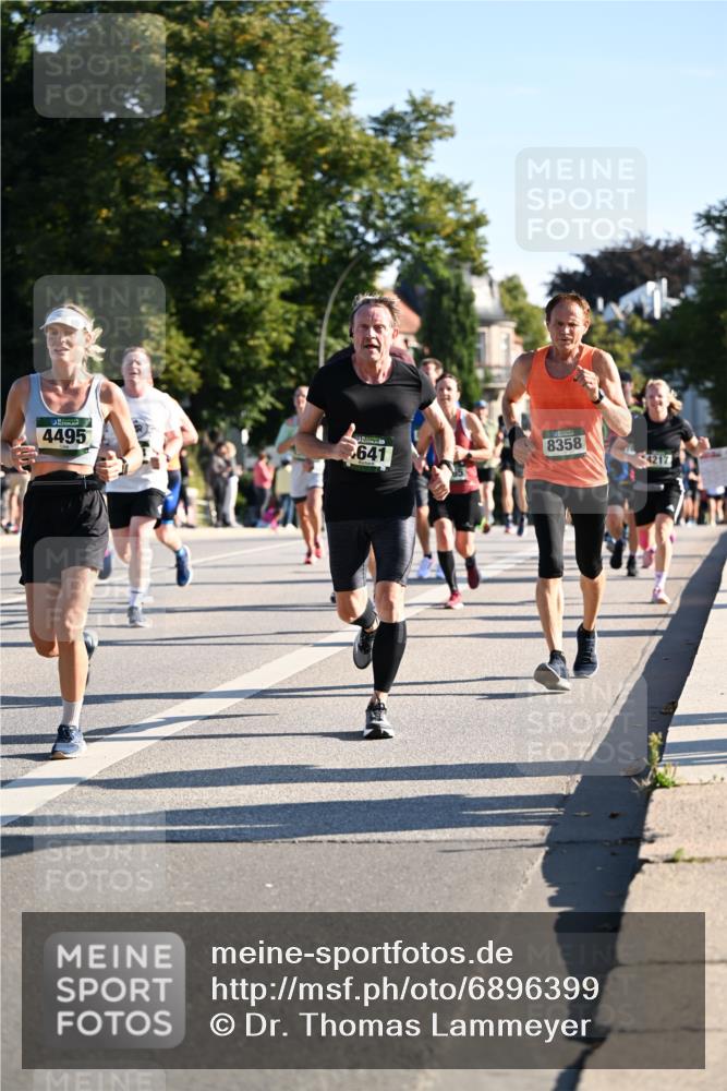 01.09.2024 - BARMER Alsterlauf Dr. Thomas Lammeyer http://msf.ph/oto/6896399 01.09.2024 09:34:35 Laufen 4495, 8358, 641, 3217 meine-sportfotos.de