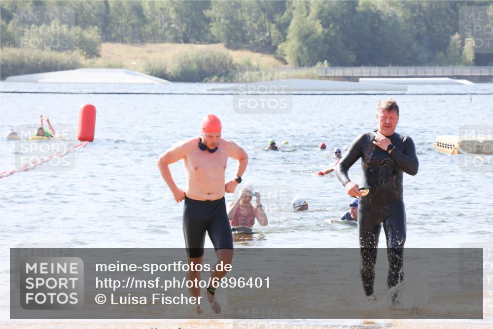 01.09.2024 - 17. Tribühne Triathlon Luisa Fischer http://msf.ph/oto/6896401 01.09.2024 11:22:51 Schwimmen 468, 521, 541 meine-sportfotos.de