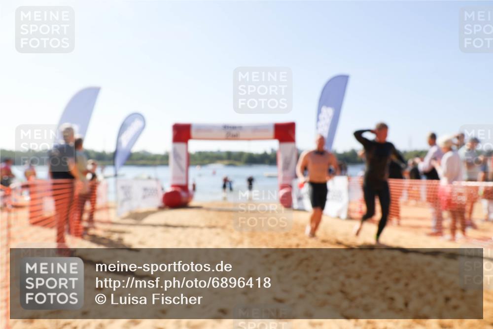 01.09.2024 - 17. Tribühne Triathlon Luisa Fischer http://msf.ph/oto/6896418 01.09.2024 11:23:00 Schwimmen 450, 468, 473, 503, 541 meine-sportfotos.de