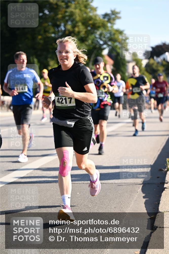 01.09.2024 - BARMER Alsterlauf Dr. Thomas Lammeyer http://msf.ph/oto/6896432 01.09.2024 09:34:38 Laufen 4217 meine-sportfotos.de
