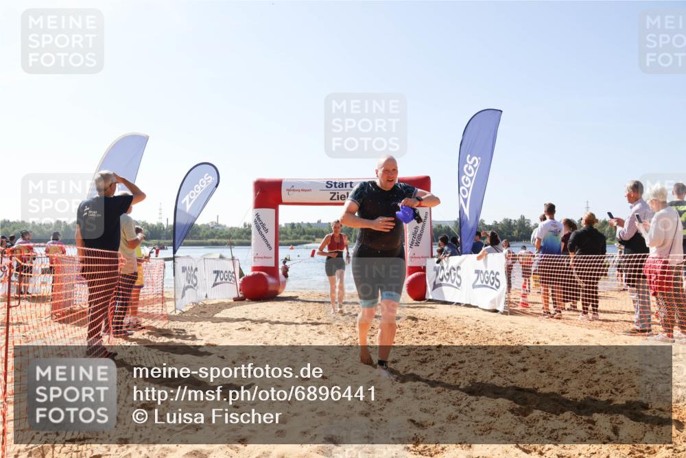 01.09.2024 - 17. Tribühne Triathlon Luisa Fischer http://msf.ph/oto/6896441 01.09.2024 11:23:09 Schwimmen 450, 473, 503 meine-sportfotos.de