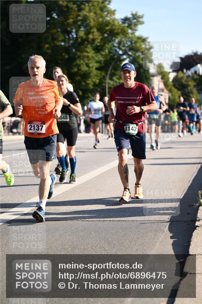 01.09.2024 - BARMER Alsterlauf Dr. Thomas Lammeyer http://msf.ph/oto/6896475 01.09.2024 09:34:42 Laufen 048, 35, 2137, 8142 meine-sportfotos.de