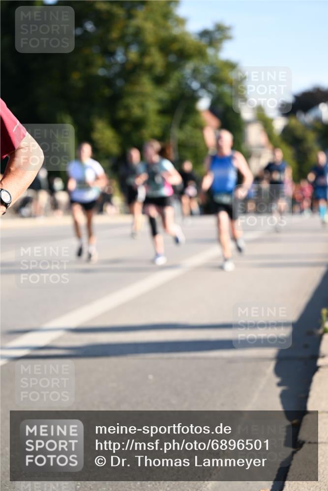 01.09.2024 - BARMER Alsterlauf Dr. Thomas Lammeyer http://msf.ph/oto/6896501 01.09.2024 09:34:44 Laufen  meine-sportfotos.de