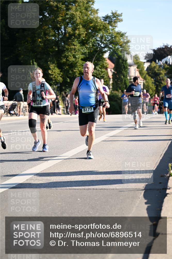 01.09.2024 - BARMER Alsterlauf Dr. Thomas Lammeyer http://msf.ph/oto/6896514 01.09.2024 09:34:45 Laufen 2885, 5177, 4499, 245 meine-sportfotos.de