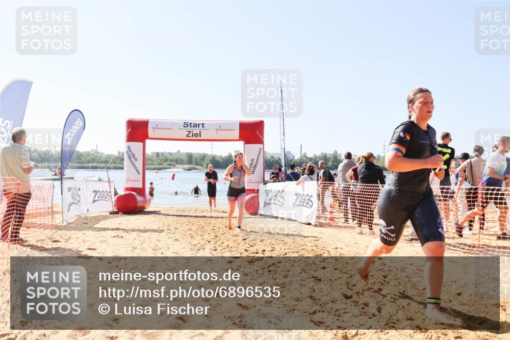 01.09.2024 - 17. Tribühne Triathlon Luisa Fischer http://msf.ph/oto/6896535 01.09.2024 11:23:54 Schwimmen 447, 514, 526, 543 meine-sportfotos.de