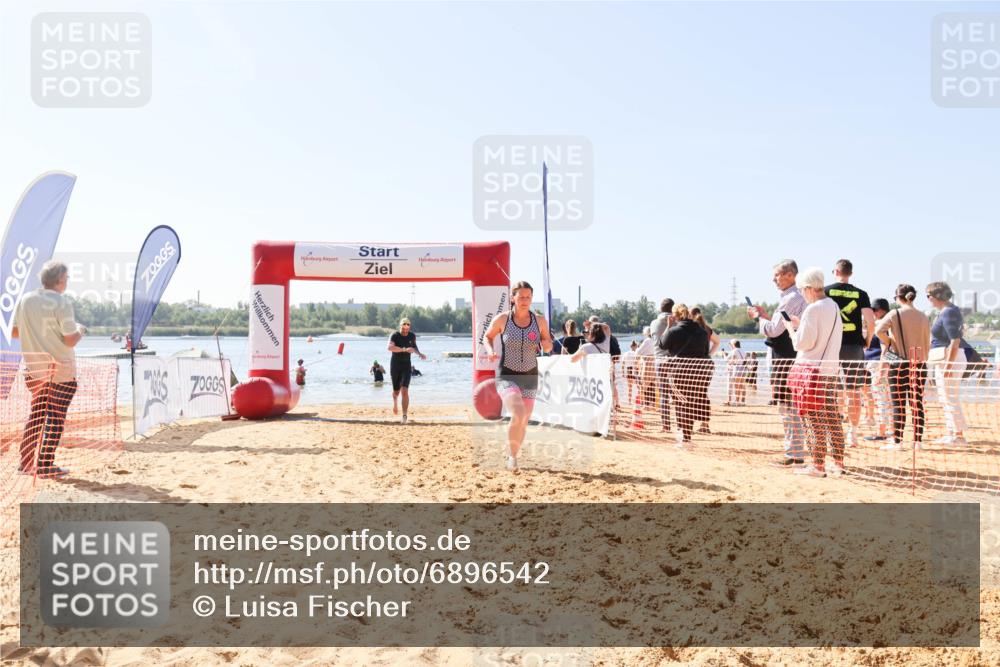 01.09.2024 - 17. Tribühne Triathlon Luisa Fischer http://msf.ph/oto/6896542 01.09.2024 11:23:55 Schwimmen 447, 514, 526, 543 meine-sportfotos.de