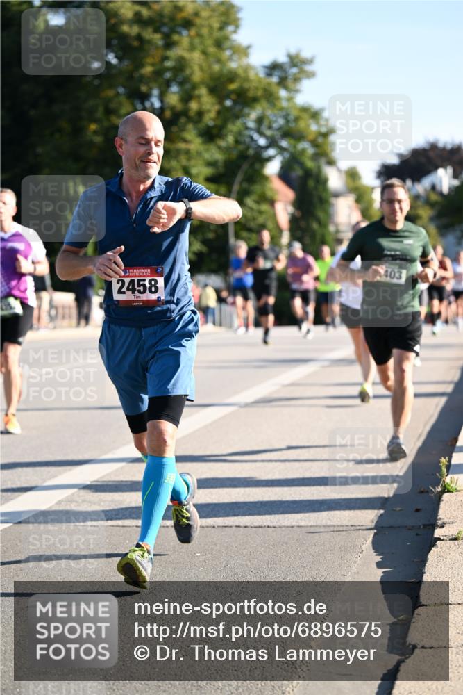 01.09.2024 - BARMER Alsterlauf Dr. Thomas Lammeyer http://msf.ph/oto/6896575 01.09.2024 09:34:49 Laufen 35, 2458, 403 meine-sportfotos.de