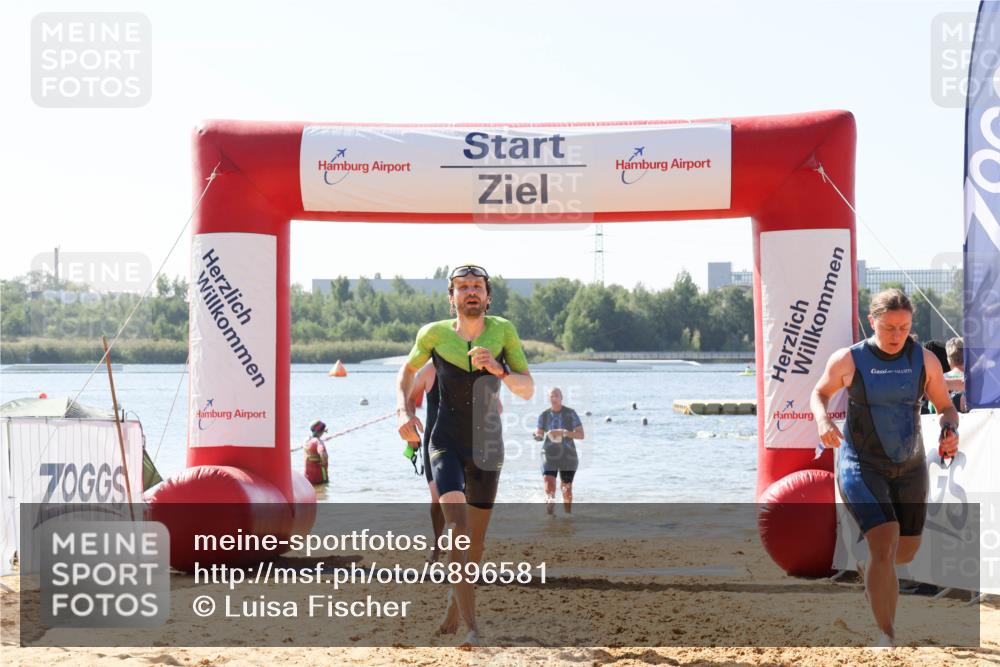 01.09.2024 - 17. Tribühne Triathlon Luisa Fischer http://msf.ph/oto/6896581 01.09.2024 11:24:08 Schwimmen 451, 493, 505, 534 meine-sportfotos.de