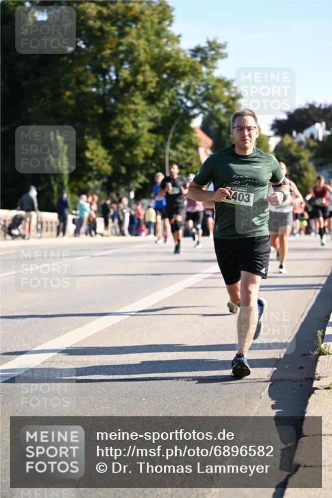 01.09.2024 - BARMER Alsterlauf Dr. Thomas Lammeyer http://msf.ph/oto/6896582 01.09.2024 09:34:50 Laufen 2403 meine-sportfotos.de