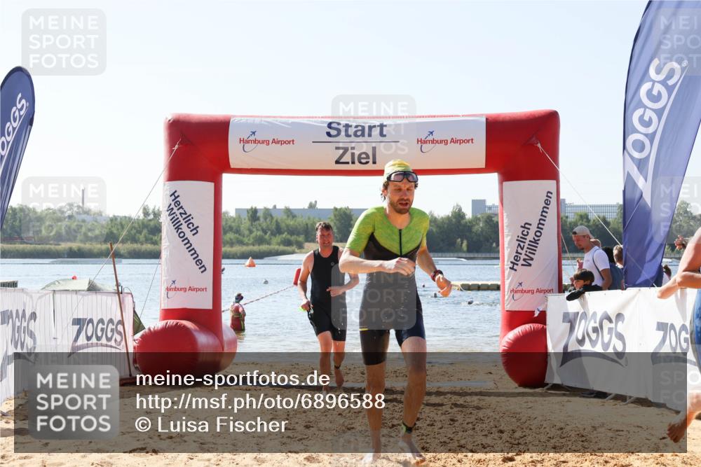 01.09.2024 - 17. Tribühne Triathlon Luisa Fischer http://msf.ph/oto/6896588 01.09.2024 11:24:09 Schwimmen 451, 493, 505, 534 meine-sportfotos.de