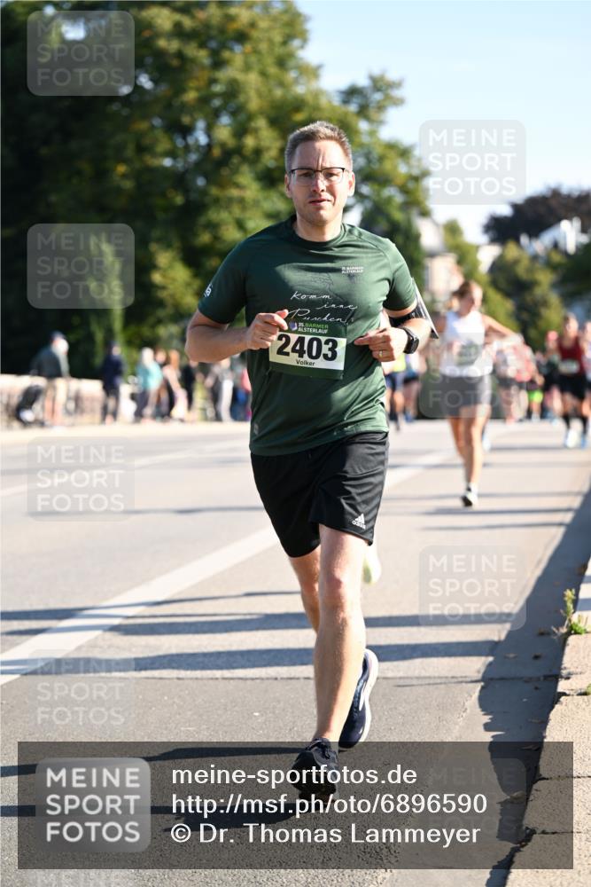 01.09.2024 - BARMER Alsterlauf Dr. Thomas Lammeyer http://msf.ph/oto/6896590 01.09.2024 09:34:51 Laufen 35, 35, 2403 meine-sportfotos.de