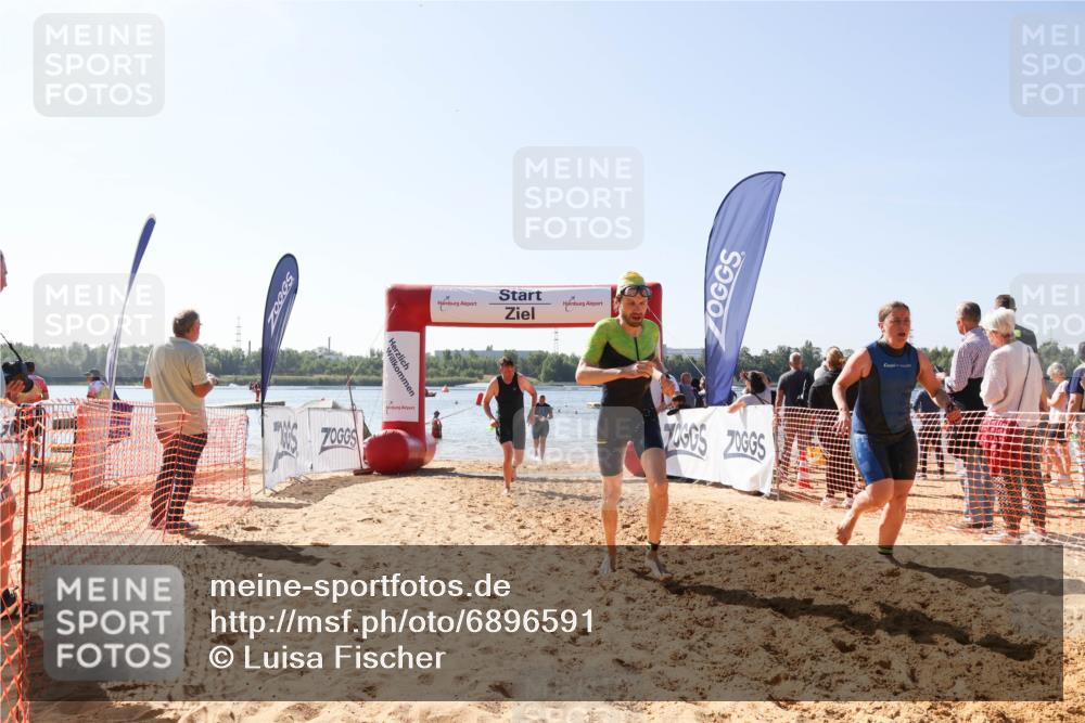 01.09.2024 - 17. Tribühne Triathlon Luisa Fischer http://msf.ph/oto/6896591 01.09.2024 11:24:09 Schwimmen 451, 493, 505, 534 meine-sportfotos.de