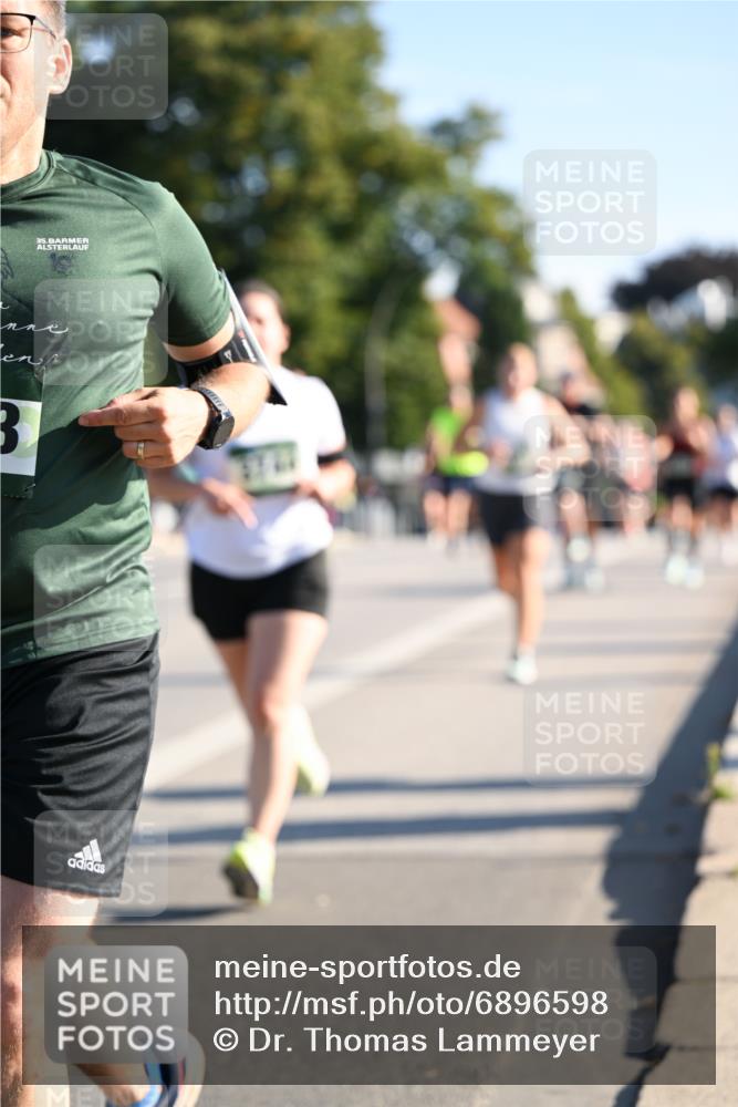 01.09.2024 - BARMER Alsterlauf Dr. Thomas Lammeyer http://msf.ph/oto/6896598 01.09.2024 09:34:51 Laufen 35, 3 meine-sportfotos.de