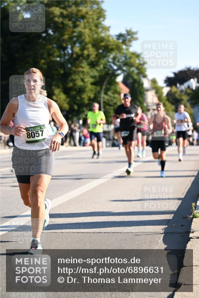 01.09.2024 - BARMER Alsterlauf Dr. Thomas Lammeyer http://msf.ph/oto/6896631 01.09.2024 09:34:54 Laufen 35, 8057 meine-sportfotos.de