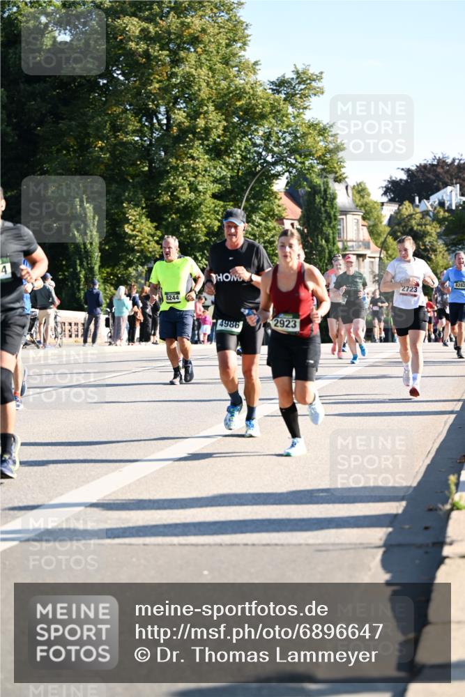 01.09.2024 - BARMER Alsterlauf Dr. Thomas Lammeyer http://msf.ph/oto/6896647 01.09.2024 09:34:55 Laufen 4, 8244, 4986, 2923, 2723, 8282 meine-sportfotos.de