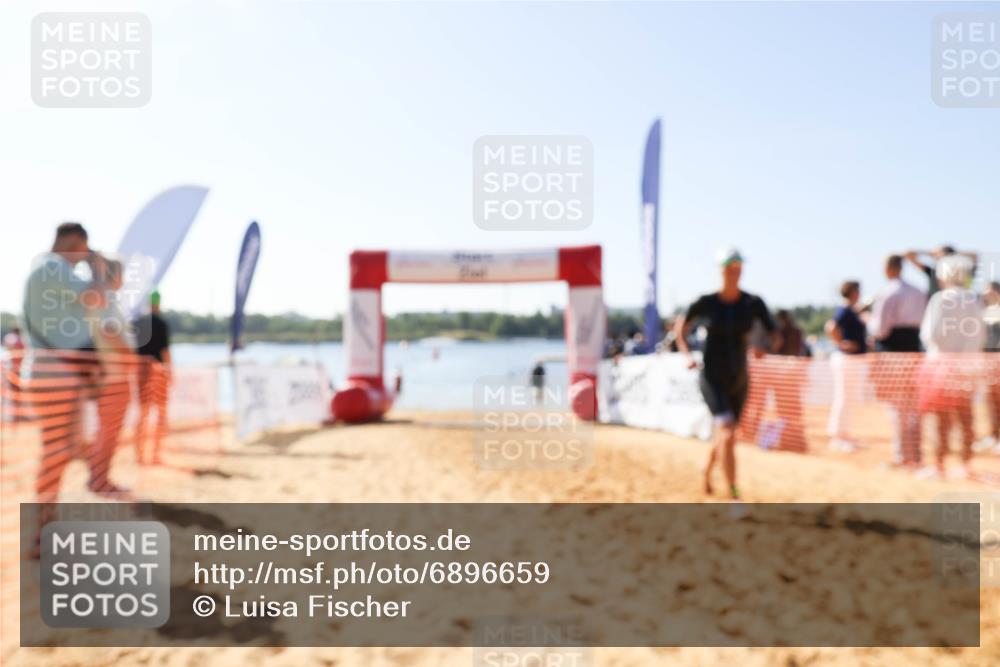 01.09.2024 - 17. Tribühne Triathlon Luisa Fischer http://msf.ph/oto/6896659 01.09.2024 11:24:50 Schwimmen 515, 527, 538 meine-sportfotos.de