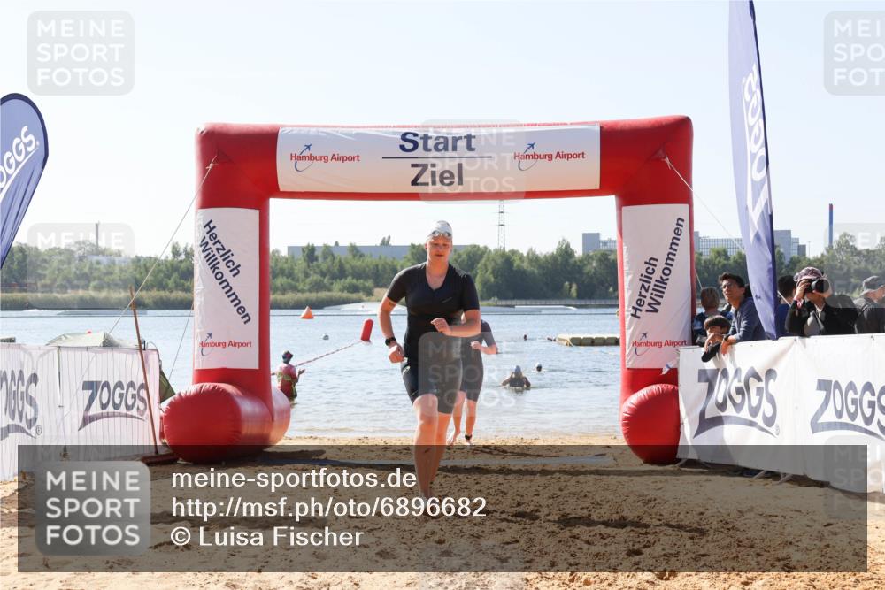 01.09.2024 - 17. Tribühne Triathlon Luisa Fischer http://msf.ph/oto/6896682 01.09.2024 11:25:00 Schwimmen 449, 538 meine-sportfotos.de