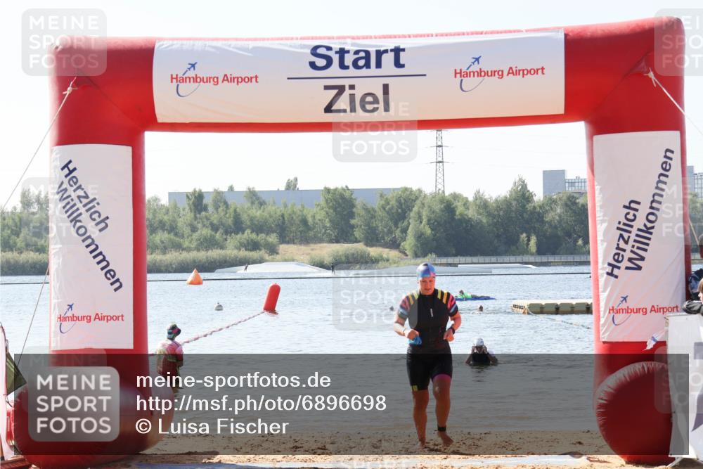 01.09.2024 - 17. Tribühne Triathlon Luisa Fischer http://msf.ph/oto/6896698 01.09.2024 11:25:12 Schwimmen 546 meine-sportfotos.de