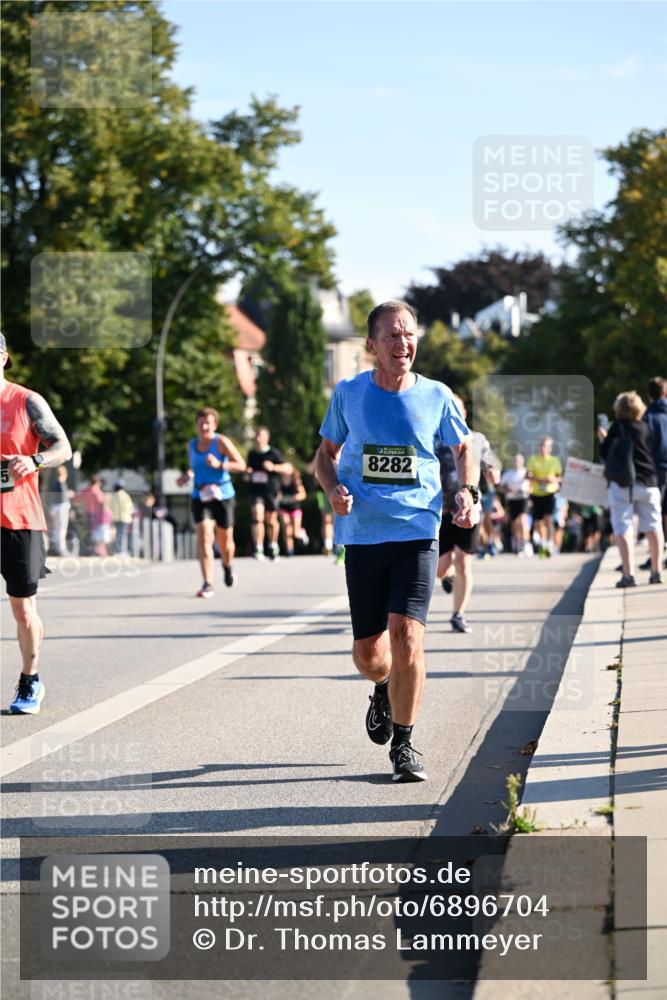 01.09.2024 - BARMER Alsterlauf Dr. Thomas Lammeyer http://msf.ph/oto/6896704 01.09.2024 09:35:00 Laufen 8282 meine-sportfotos.de