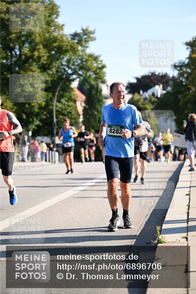 01.09.2024 - BARMER Alsterlauf Dr. Thomas Lammeyer http://msf.ph/oto/6896706 01.09.2024 09:35:00 Laufen 8282 meine-sportfotos.de