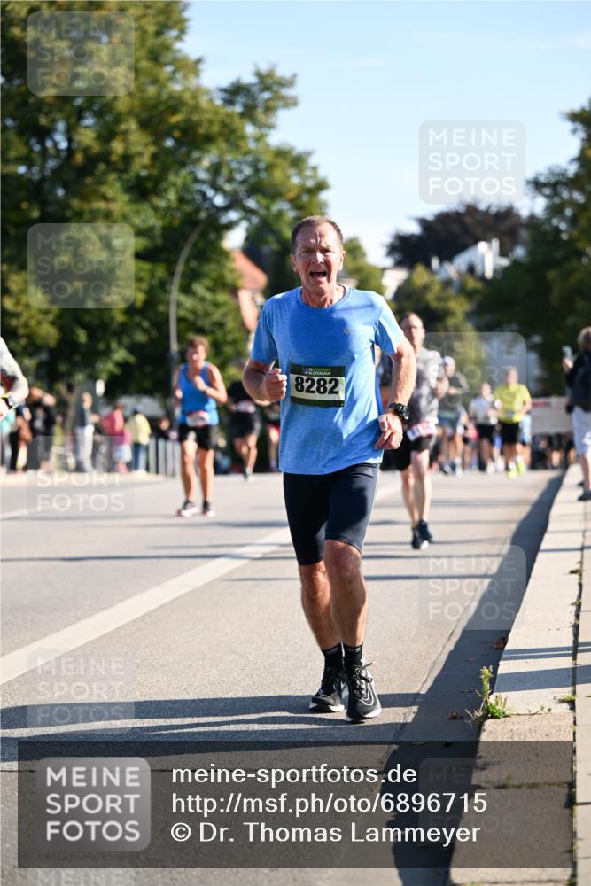 01.09.2024 - BARMER Alsterlauf Dr. Thomas Lammeyer http://msf.ph/oto/6896715 01.09.2024 09:35:01 Laufen 8282 meine-sportfotos.de