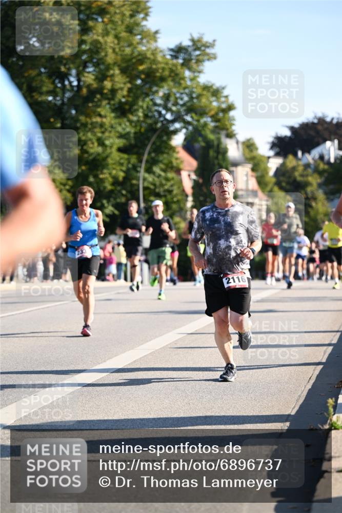 01.09.2024 - BARMER Alsterlauf Dr. Thomas Lammeyer http://msf.ph/oto/6896737 01.09.2024 09:35:03 Laufen 233, 2116 meine-sportfotos.de