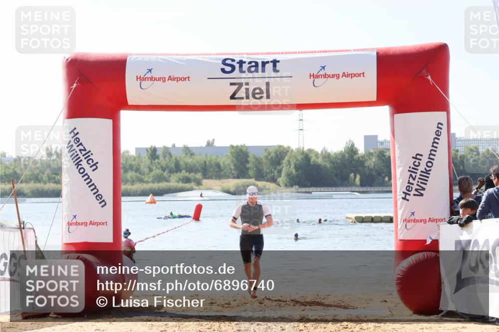 01.09.2024 - 17. Tribühne Triathlon Luisa Fischer http://msf.ph/oto/6896740 01.09.2024 11:25:21 Schwimmen 496, 546 meine-sportfotos.de