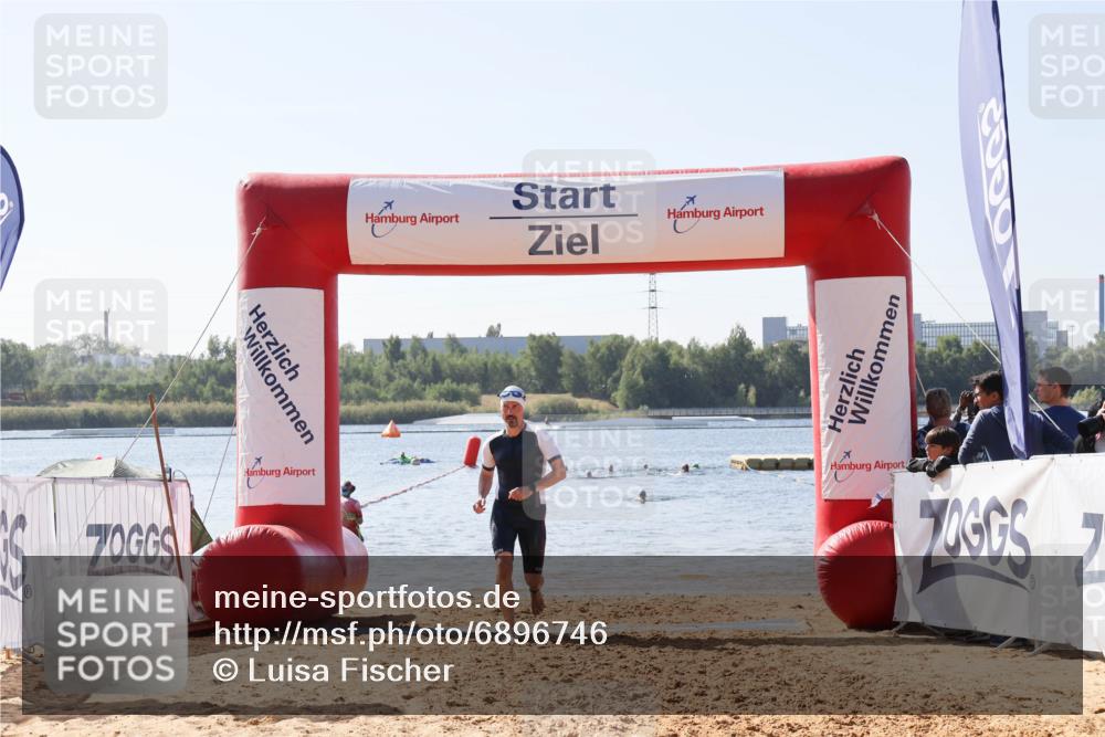 01.09.2024 - 17. Tribühne Triathlon Luisa Fischer http://msf.ph/oto/6896746 01.09.2024 11:25:22 Schwimmen 496, 546 meine-sportfotos.de
