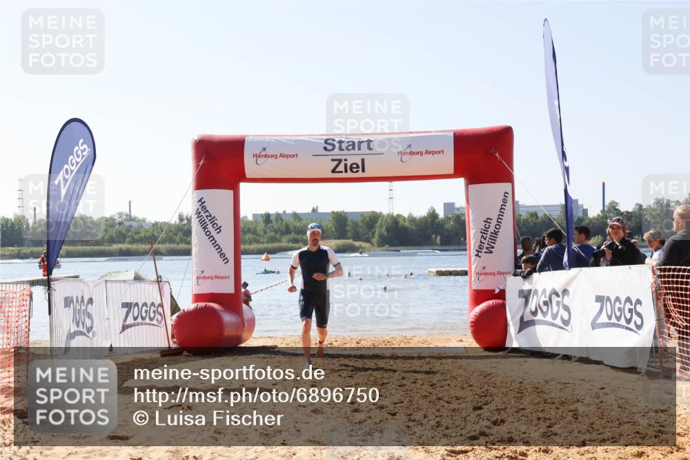 01.09.2024 - 17. Tribühne Triathlon Luisa Fischer http://msf.ph/oto/6896750 01.09.2024 11:25:23 Schwimmen 496 meine-sportfotos.de