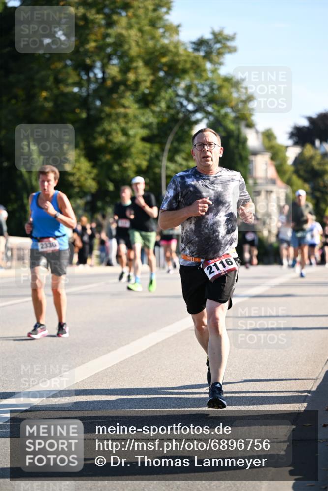 01.09.2024 - BARMER Alsterlauf Dr. Thomas Lammeyer http://msf.ph/oto/6896756 01.09.2024 09:35:04 Laufen 2330, 2116 meine-sportfotos.de