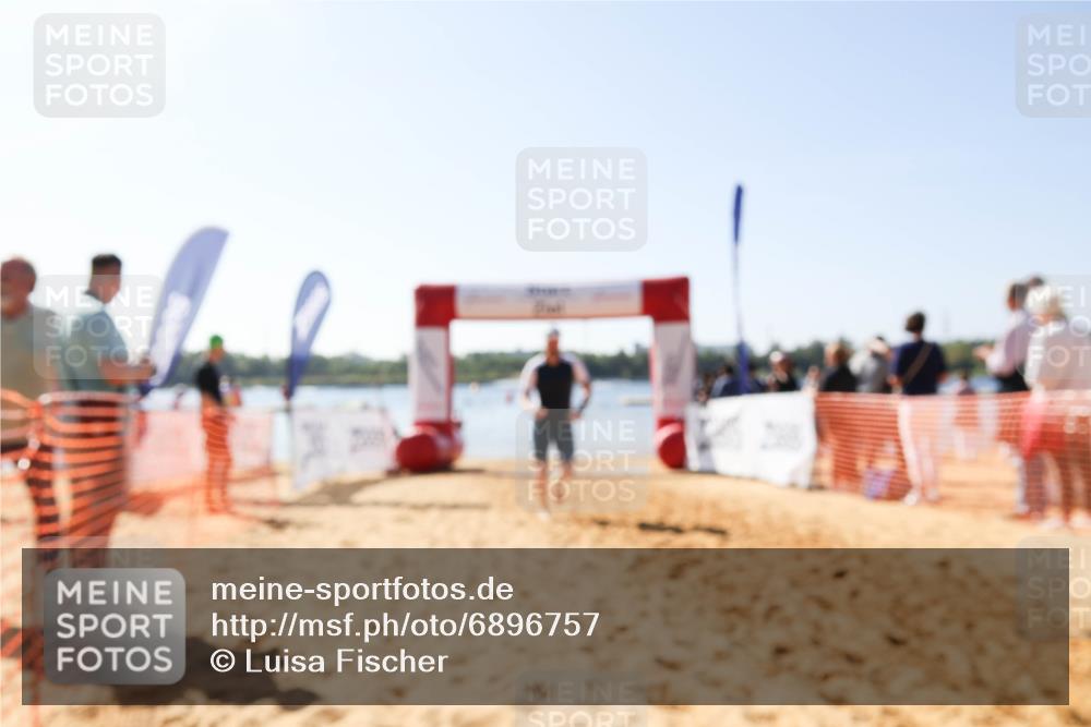 01.09.2024 - 17. Tribühne Triathlon Luisa Fischer http://msf.ph/oto/6896757 01.09.2024 11:25:25 Schwimmen 496 meine-sportfotos.de